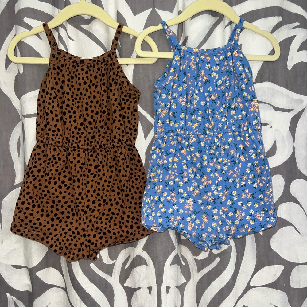 Set of Two Rompers - Picture 4 of 4